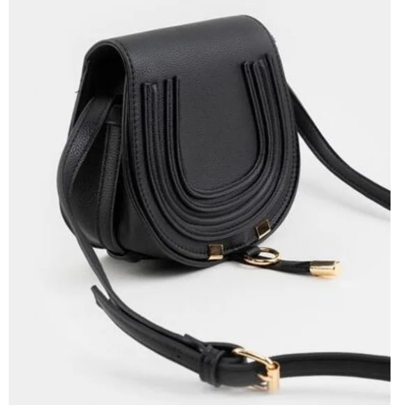 NWT Francesca's Women's Camilla Saddle Black Crossbody - Picture 1 of 7